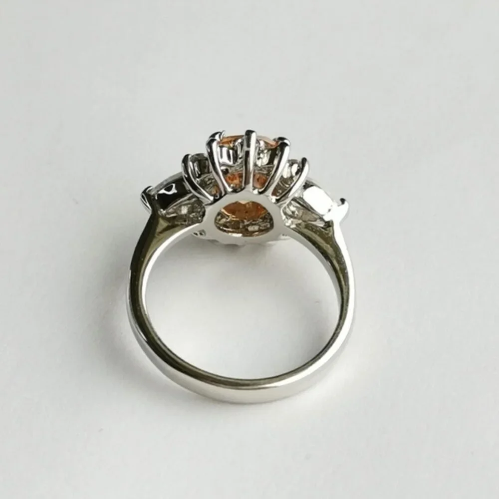 Oval cut Imperial Topaz Cz Halo ring size 7 🆕